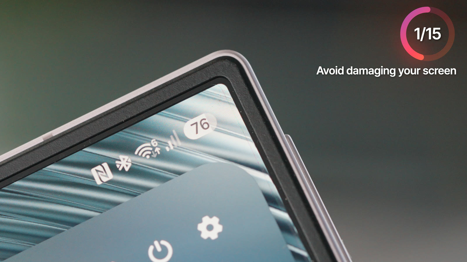 Galaxy Z Fold 8   Avoid damaging your screen