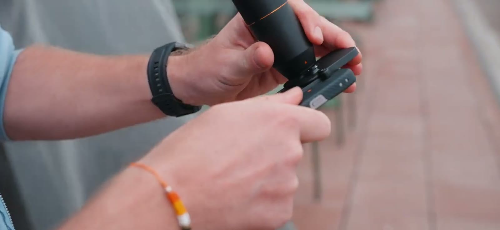 The teleconverter going on, mid-shoot
